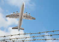 Zilveren Hoge de Luchthavenomheining van het Veiligheidsprikkeldraad met de Dubbele Weerhaak van de Scheermesdraad